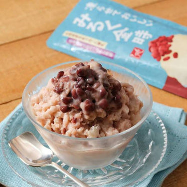 Delicioso congelado leite com feijão vermelho doce